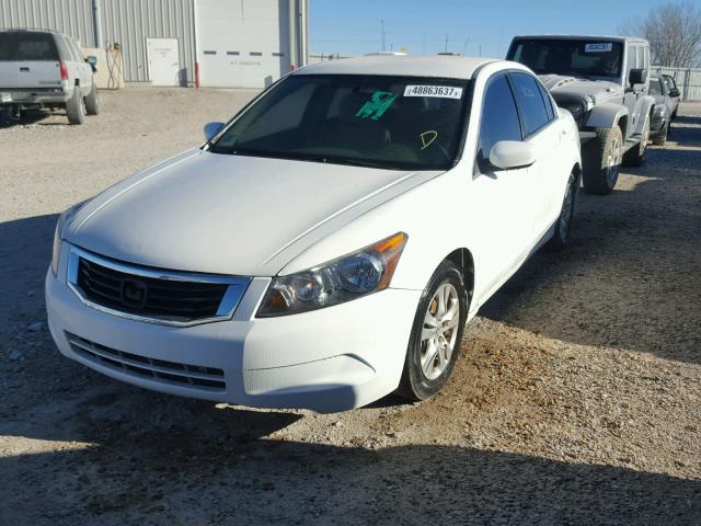 1HGCP26479A003629 - 2009 HONDA ACCORD LXP WHITE photo 2