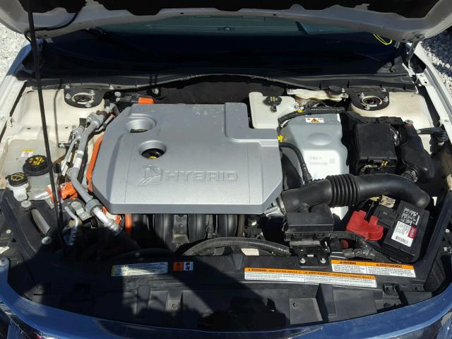 3FADP0L37AR224120 - 2010 FORD FUSION HYB WHITE photo 7