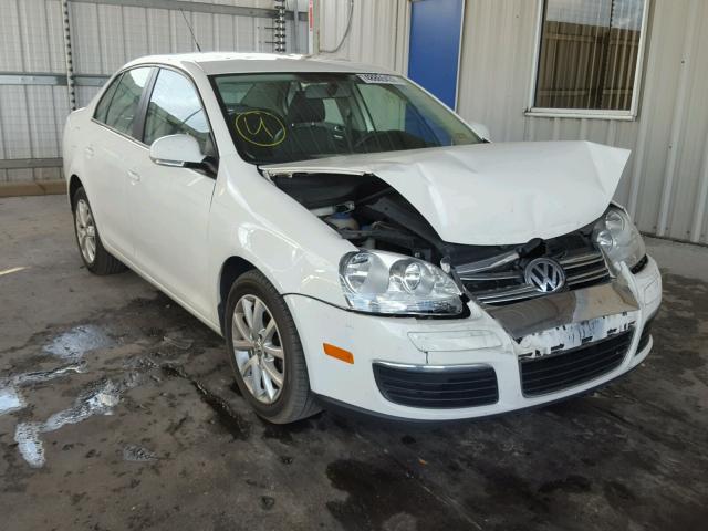 3VWRX7AJ1AM129783 - 2010 VOLKSWAGEN JETTA SE WHITE photo 1