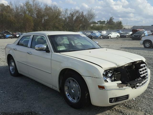 2C3JA53G95H543328 - 2005 CHRYSLER 300 TOURIN CREAM photo 1