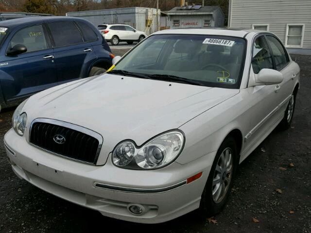 KMHWF35H34A946324 - 2004 HYUNDAI SONATA GLS WHITE photo 2