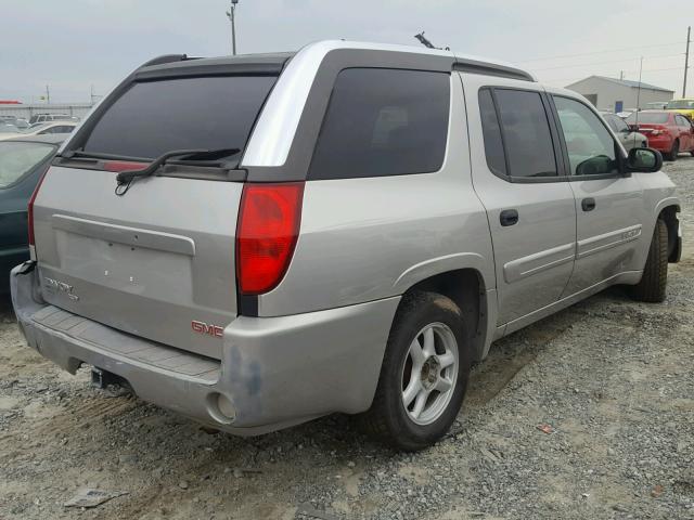 1GKES12S046175053 - 2004 GMC ENVOY XUV SILVER photo 4