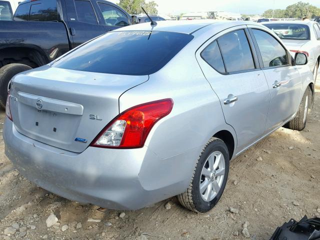 3N1CN7AP3CL812843 - 2012 NISSAN VERSA S SILVER photo 4