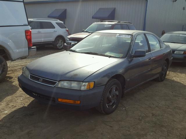 1HGCD5633VA225385 - 1997 HONDA ACCORD LX BLUE photo 2