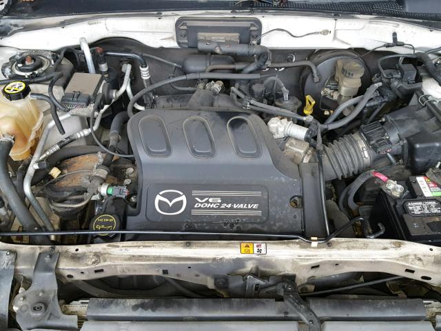 4F2CZ06154KM24030 - 2004 MAZDA TRIBUTE ES 银色 照片 7