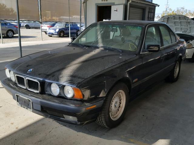 WBAHD6321SGK48773 - 1995 BMW 5 SERIES BLACK photo 2