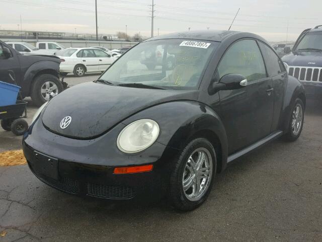 3VWPG31C09M510392 - 2009 VOLKSWAGEN NEW BEETLE 黑色 照片 2