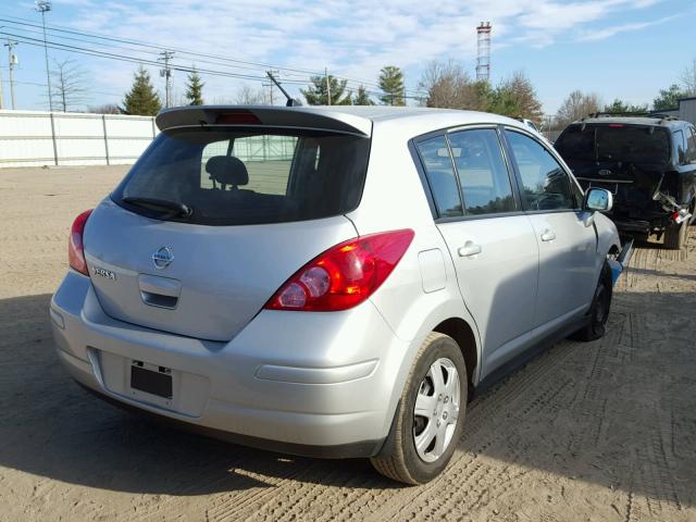 3N1BC13E39L350755 - 2009 NISSAN VERSA S SILVER photo 4