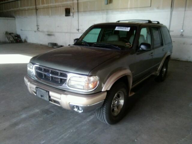 1FMZU35P8XZA75761 - 1999 FORD EXPLORER GREEN photo 2
