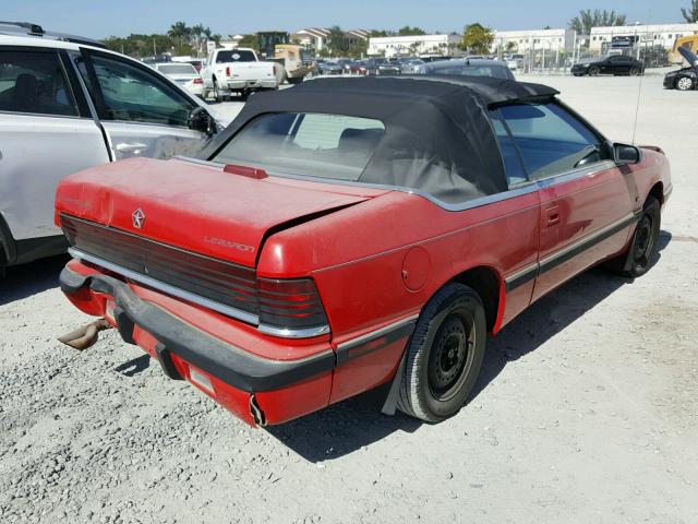 1C3XU4532NF262463 - 1992 CHRYSLER LEBARON RED photo 4