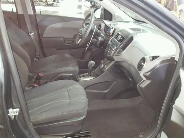 1G1JC5SH3C4215633 - 2012 CHEVROLET SONIC LT Қара фото 5