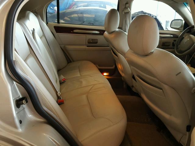 1LNHM82W65Y617415 - 2005 LINCOLN TOWN CAR S TAN photo 6