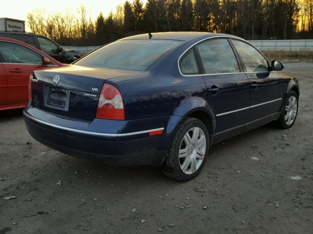 WVWTU63B35P054456 - 2005 VOLKSWAGEN PASSAT GLX BLUE photo 4