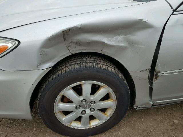 4T1BE30K64U305946 - 2004 TOYOTA CAMRY LE ნაცრისფერი ფოტო 9