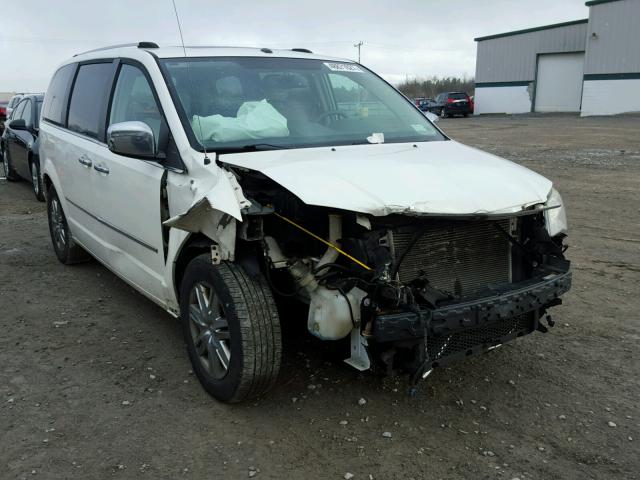 2A8HR64X98R132347 - 2008 CHRYSLER TOWN & COU WHITE photo 1