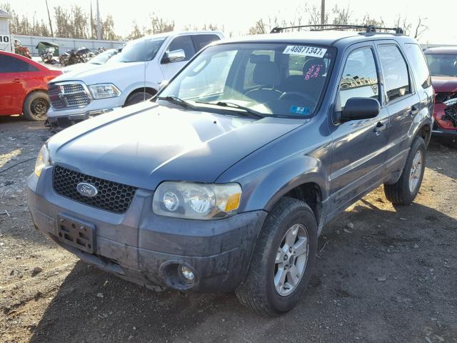 1FMYU931X5KA43929 - 2005 FORD ESCAPE XLT BLUE photo 2