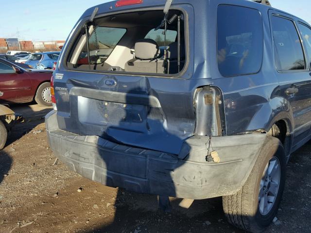 1FMYU931X5KA43929 - 2005 FORD ESCAPE XLT BLUE photo 9