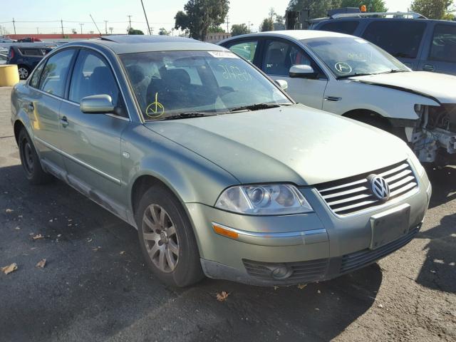 WVWPD63B81E111659 - 2001 VOLKSWAGEN PASSAT GLS GREEN photo 1