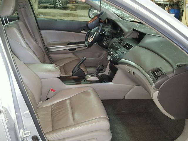 1HGCP36819A001108 - 2009 HONDA ACCORD EXL SILVER photo 5