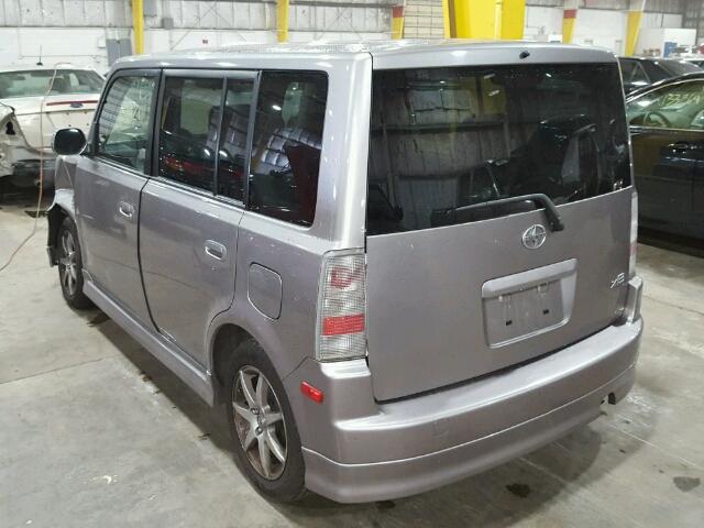 JTLKT324364048969 - 2006 TOYOTA SCION XB SILVER photo 3