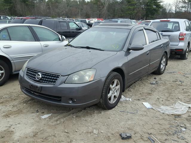 1N4AL11E15N464961 - 2005 NISSAN ALTIMA S GRAY photo 2