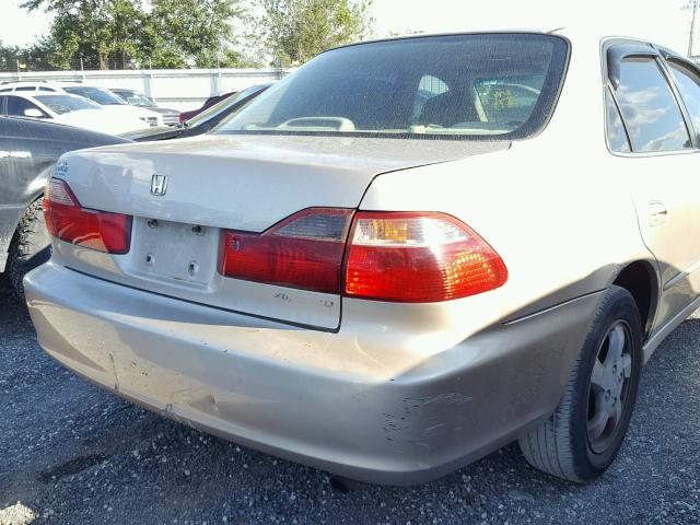 1HGCG6679YA069230 - 2000 HONDA ACCORD EX GOLD photo 9