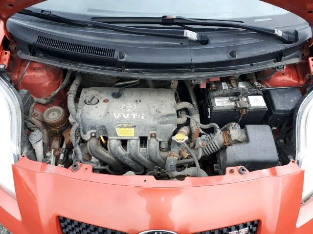 JTDJT923585185619 - 2008 TOYOTA YARIS ORANGE photo 7