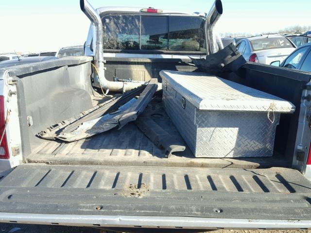 1FTSX31P94EC20988 - 2004 FORD F350 SRW S SILVER photo 9