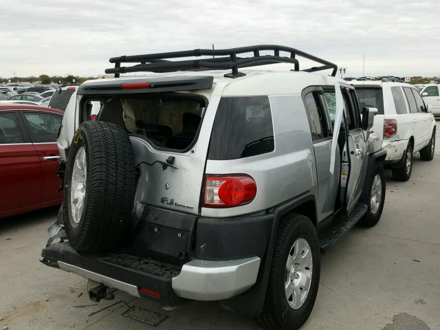 JTEZU11F370012332 - 2007 TOYOTA FJ CRUISER SILVER photo 4