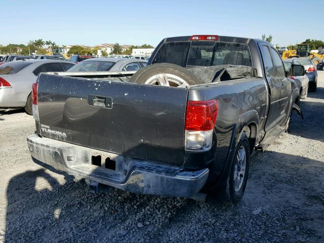 5TFRM5F15BX021316 - 2011 TOYOTA TUNDRA DOU GRAY photo 4