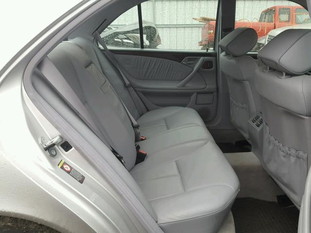 WDBJF82J2YX034644 - 2000 MERCEDES-BENZ E 320 4MAT SILVER photo 6