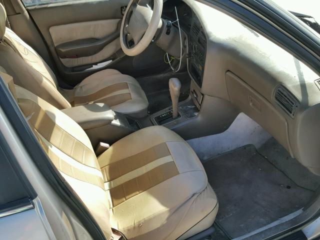 4T1VK13E7PU096799 - 1993 TOYOTA CAMRY XLE BEIGE photo 5