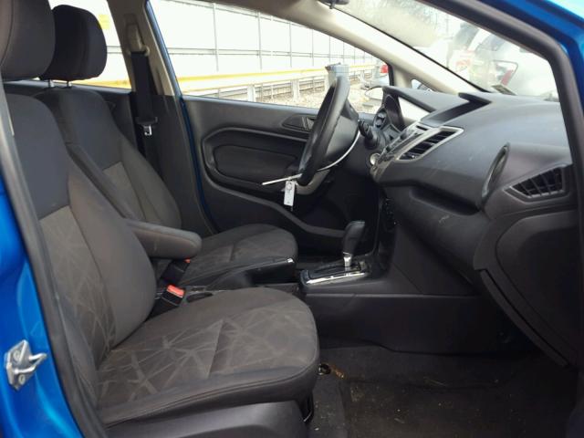 3FADP4BJ9DM223060 - 2013 FORD FIESTA SE BLUE photo 5