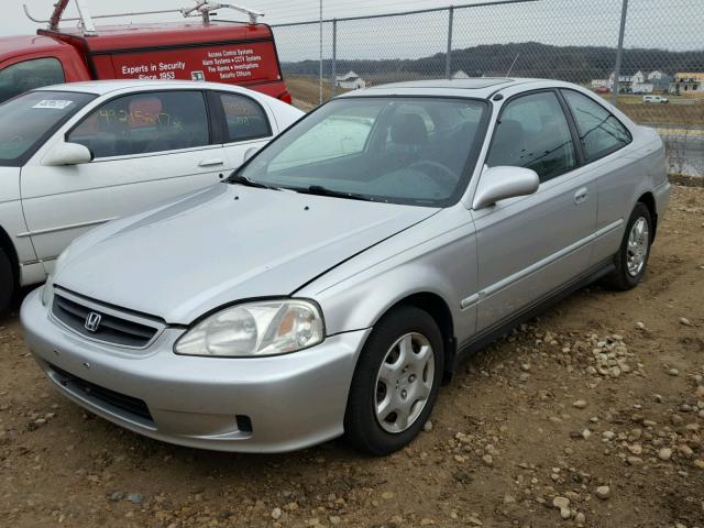 1HGEJ8249YL105438 - 2000 HONDA CIVIC EX SILVER photo 2