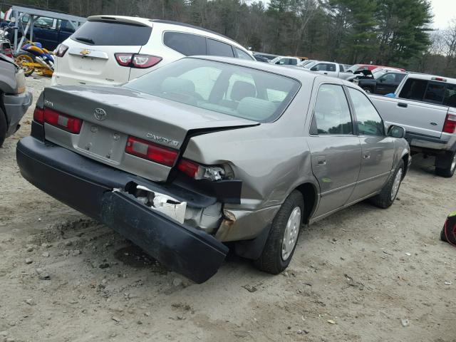 JT2BG22KXW0154232 - 1998 TOYOTA CAMRY CE TAN photo 4