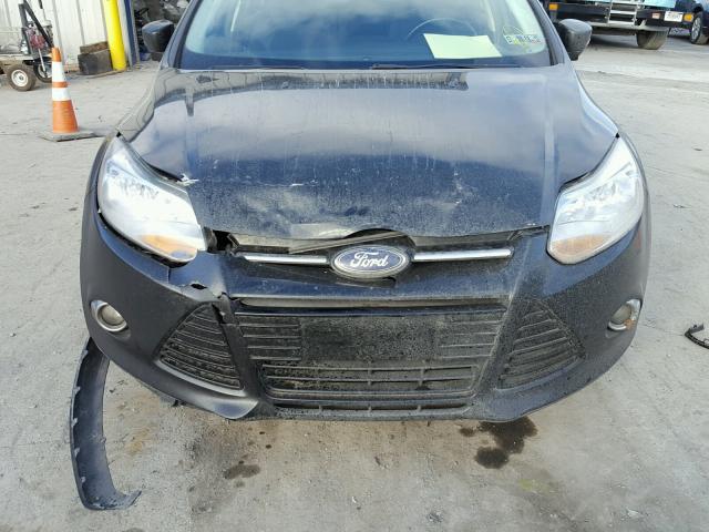 1FAHP3H22CL397256 - 2012 FORD FOCUS SEL BLACK photo 9