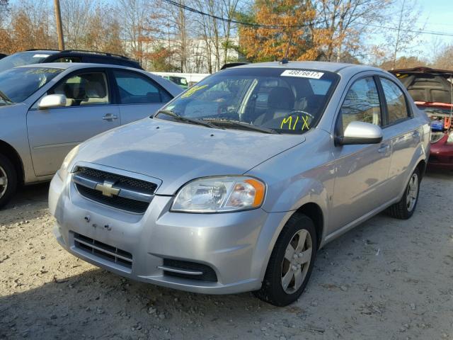 KL1TD56E59B365395 - 2009 CHEVROLET AVEO LS SILVER photo 2