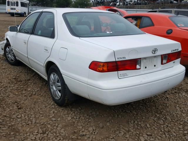 4T1BF28K81U962965 - 2001 TOYOTA CAMRY LE WHITE photo 3