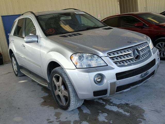 4JGBB72E08A319100 - 2008 MERCEDES-BENZ ML 550 SILVER photo 1