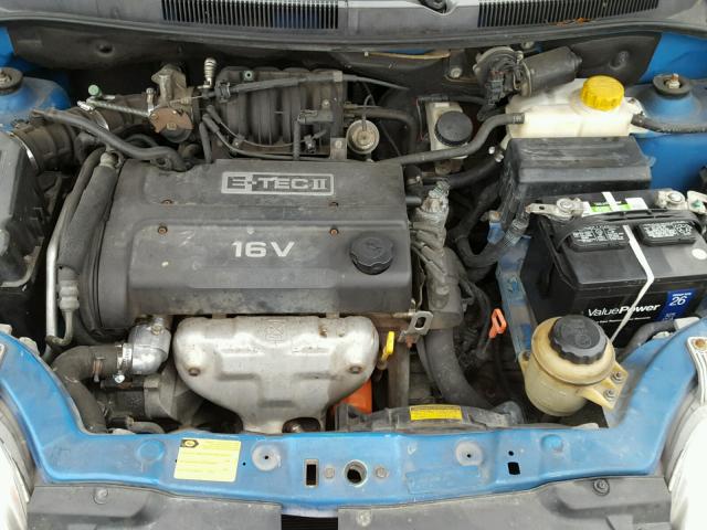 KL1TD52625B311643 - 2005 CHEVROLET AVEO BASE BLUE photo 7