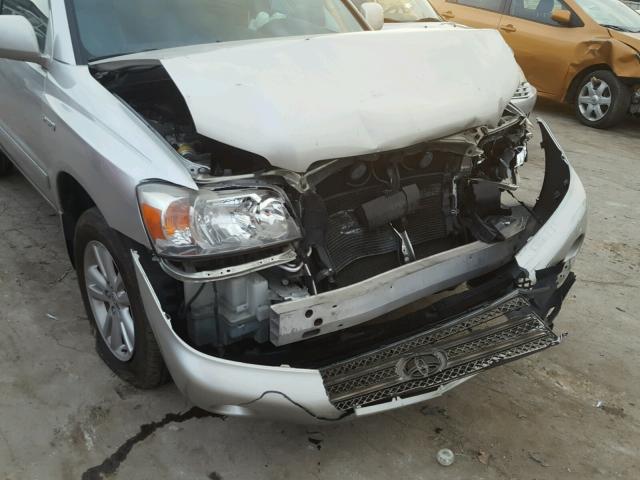 JTEDW21A860010170 - 2006 TOYOTA HIGHLANDER GRAY photo 9