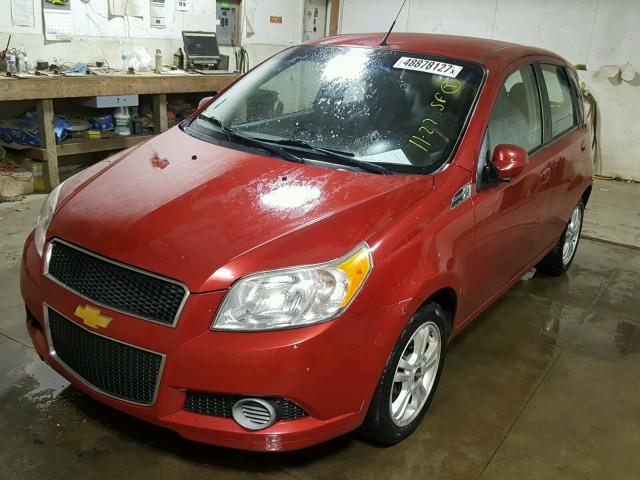 KL1TD6DE2BB127583 - 2011 CHEVROLET AVEO LS RED photo 2