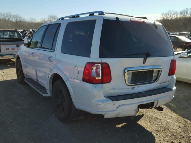 5LMFU27R13LJ45204 - 2003 LINCOLN NAVIGATOR WHITE photo 3