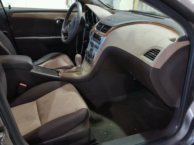 1G1ZC5EB9AF305493 - 2010 CHEVROLET MALIBU 1LT ოქროსფერი ფოტო 5