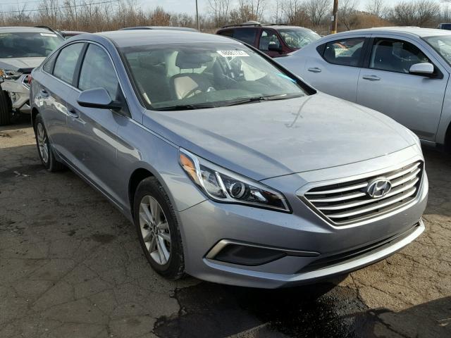 5NPE24AF5GH370061 - 2016 HYUNDAI SONATA SE GRAY photo 1