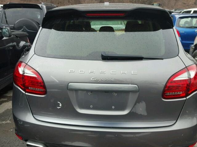 WP1AF2A27ELA34262 - 2014 PORSCHE CAYENNE GRAY photo 10