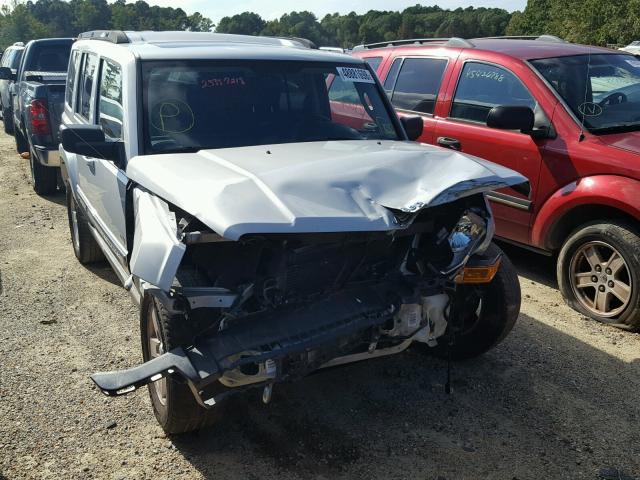 1J8HG48K26C337393 - 2006 JEEP COMMANDER SILVER photo 1