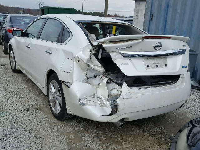 1N4AL3AP8DC213569 - 2013 NISSAN ALTIMA 2.5 WHITE photo 3