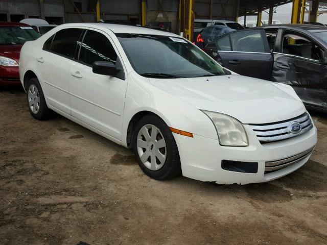 3FAHP06ZX8R111127 - 2008 FORD FUSION S WHITE photo 1