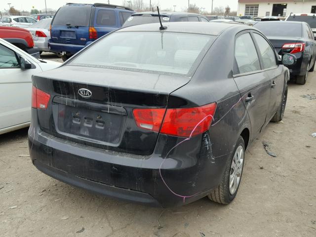 KNAFU4A26B5354064 - 2011 KIA FORTE EX BLACK photo 4